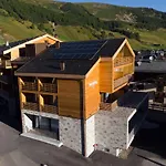 Montivas Lodge
